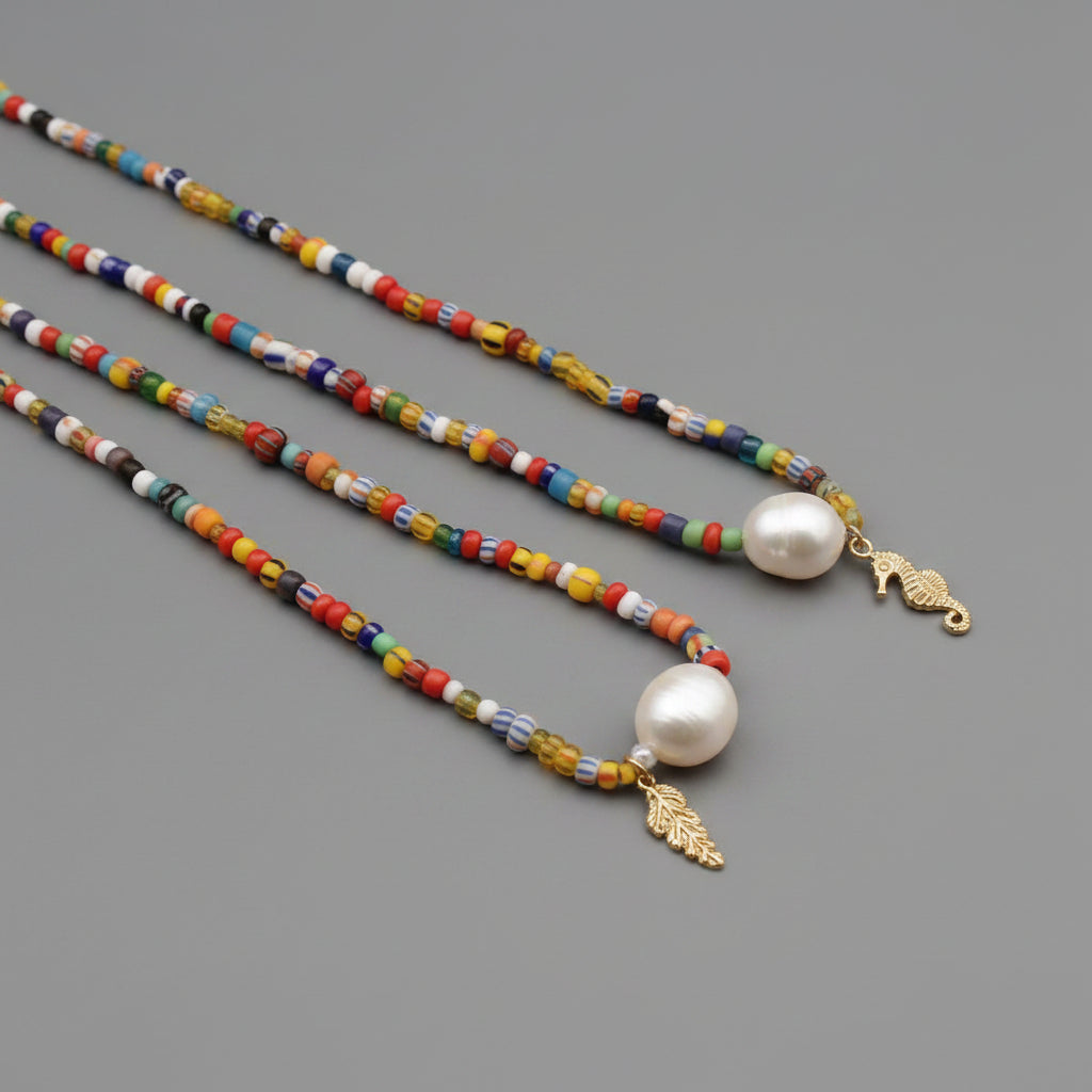GLASS BEADS W/ PEARL AND CHARM NECKLACE