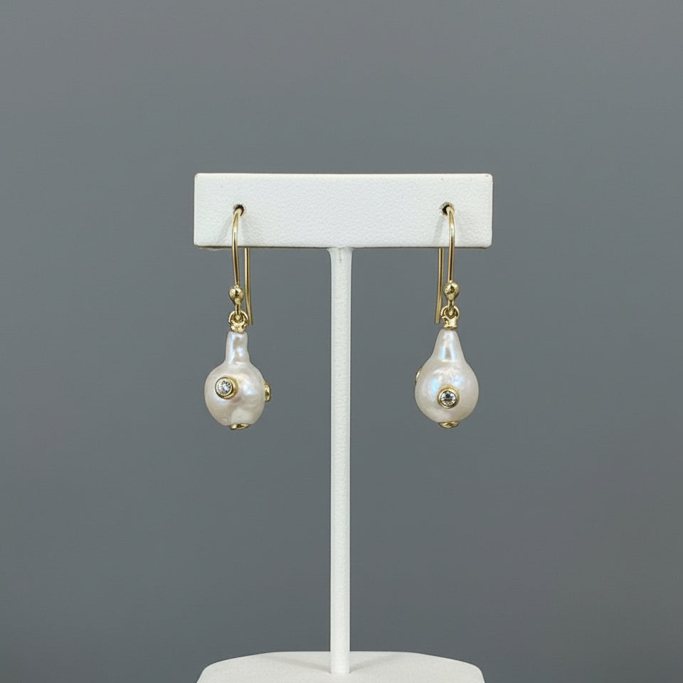 PEARL&GOLD DANGLE EARRING