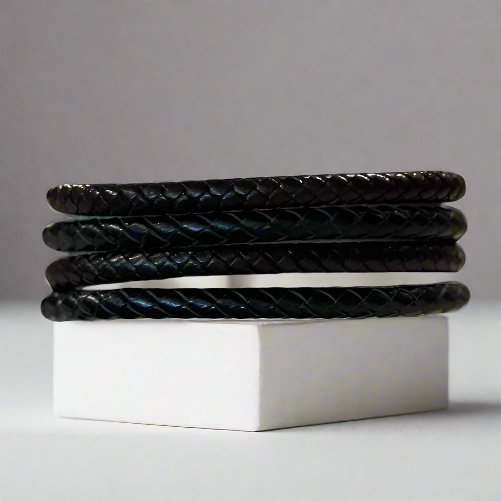 BRAIDED LEATHER BRACELET