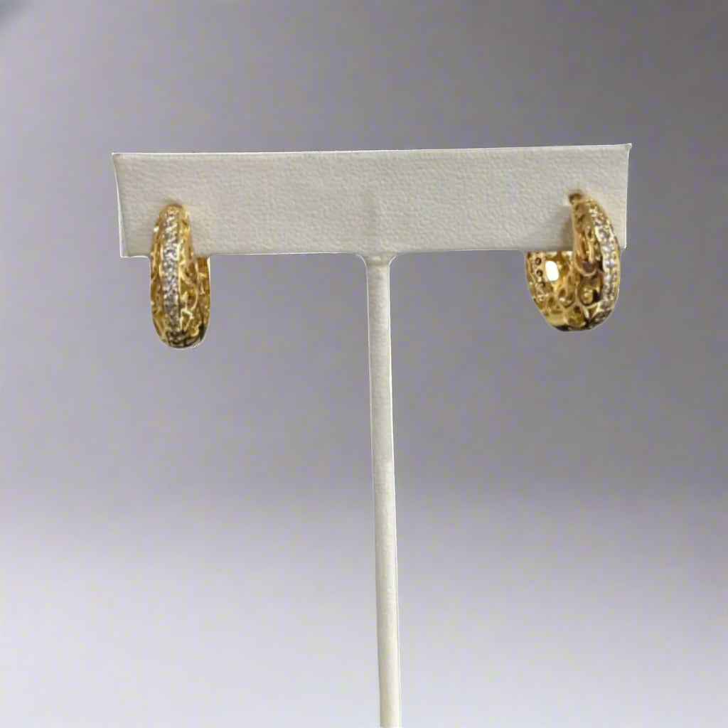 CLEAR STONE EARRINGS