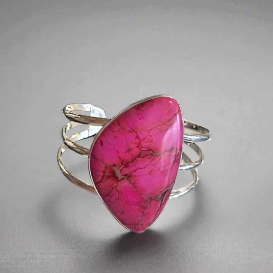 FUSCHIA JASPER BRACELET