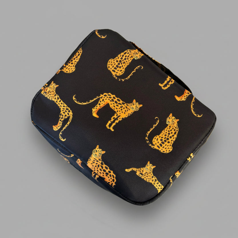 BRUSH UP COSMETIC BAG