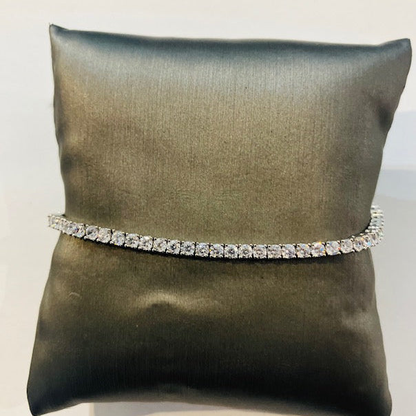 SMALL TENNIS BRACELET