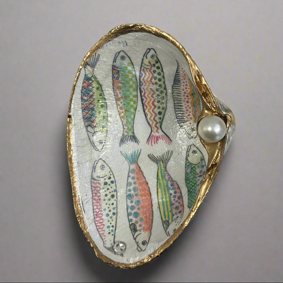 OYSTER SHELL JEWELRY HOLDERS