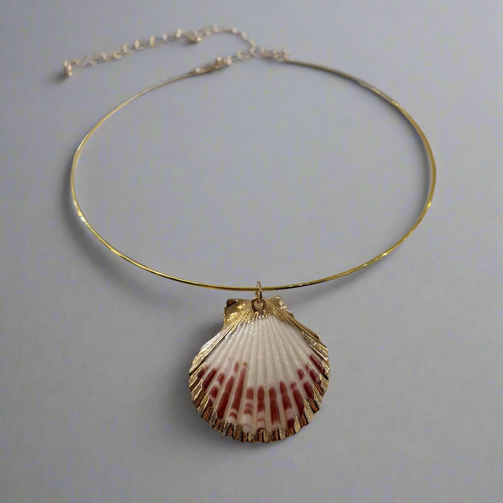 GOLD CHOKER W DIPPED SHELL