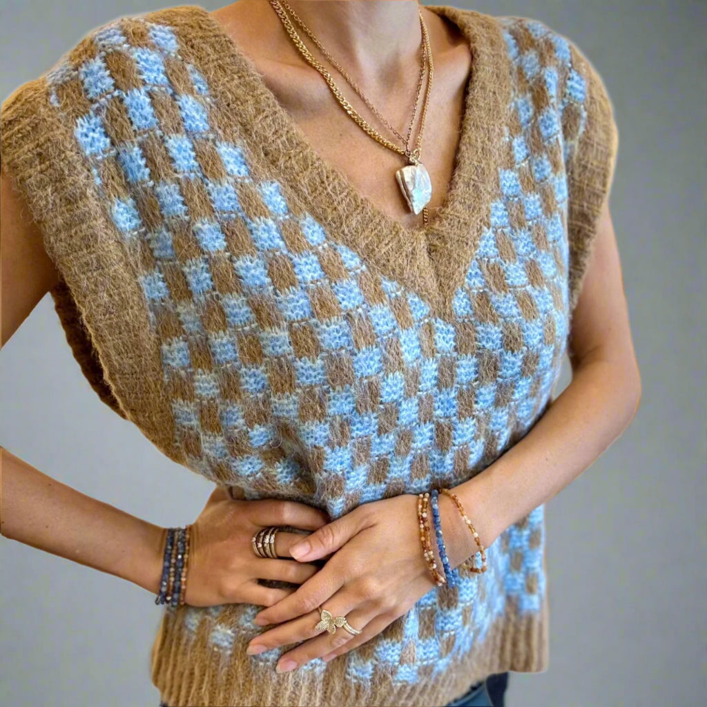 MAIYA SWEATER VEST
