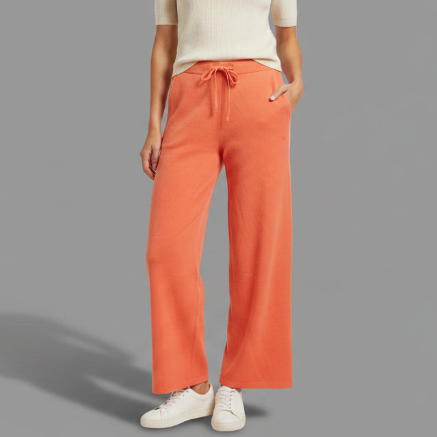 ESSENTIALS WIDE LEG PANT