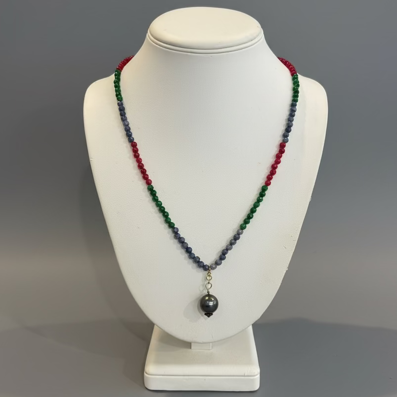 MULTI FACETED JADE BEADS NECKLACE