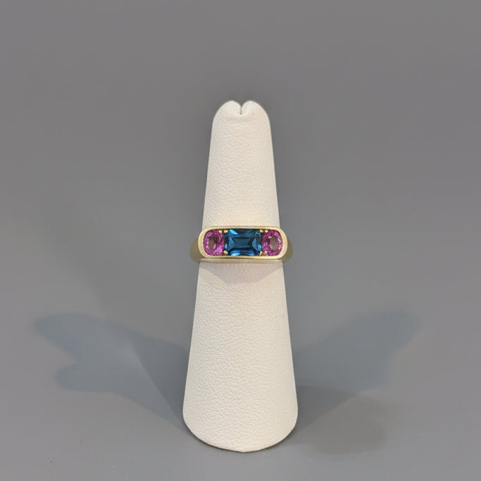 VERMEIL STERLING SILVER PINK AND BLUE SAPHIRES RING