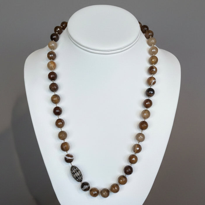 BROWN AGATE NECKLACE