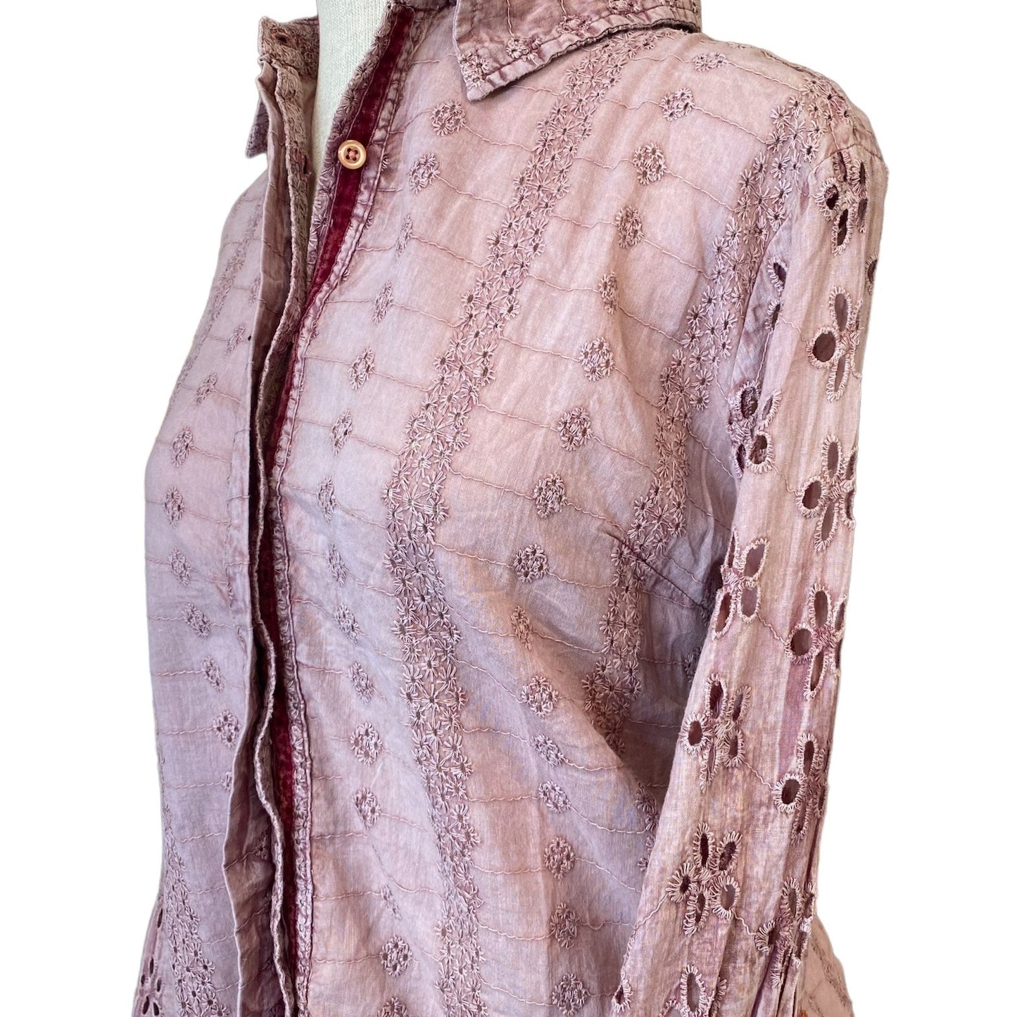 DUSTY EYELET BLOUSE