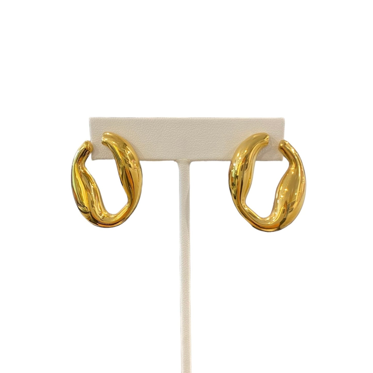 TWISTY EARRING