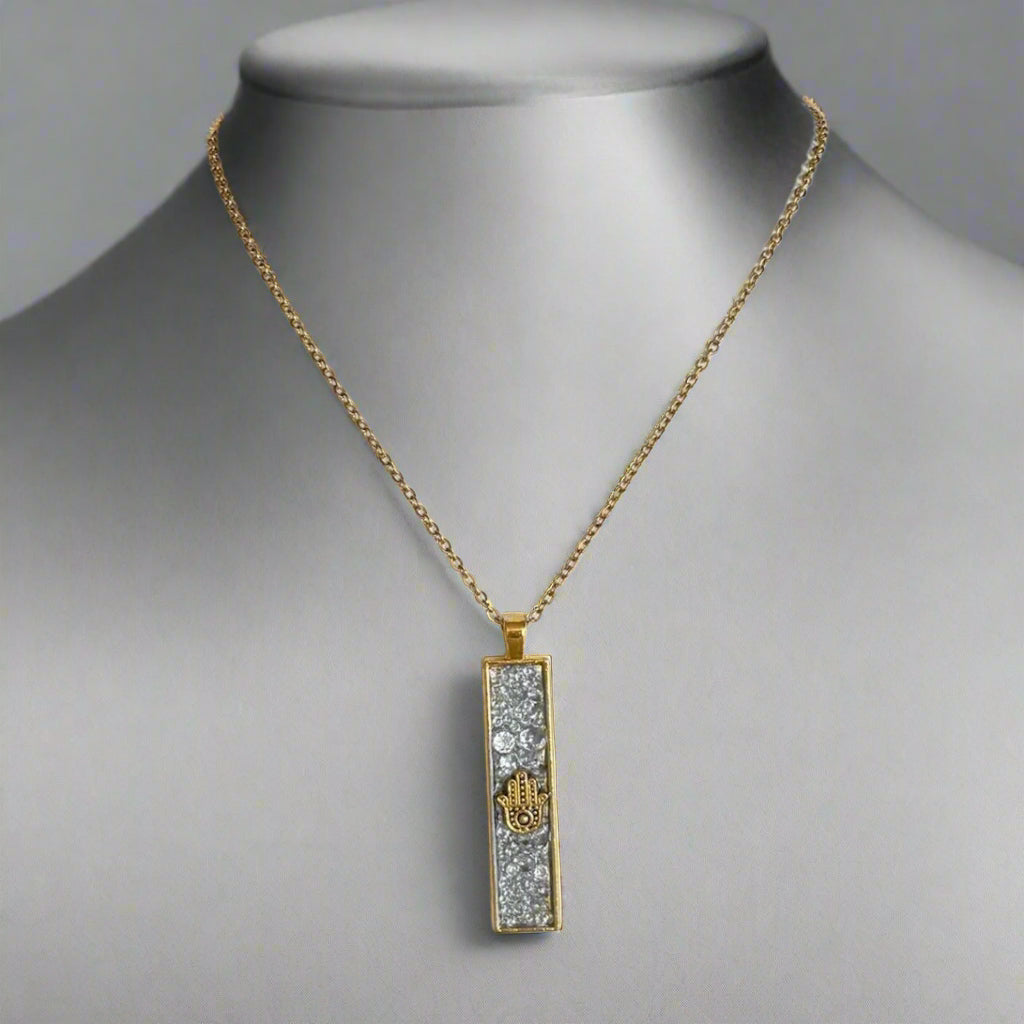 HAMSA RECTANGLE NECKLACE