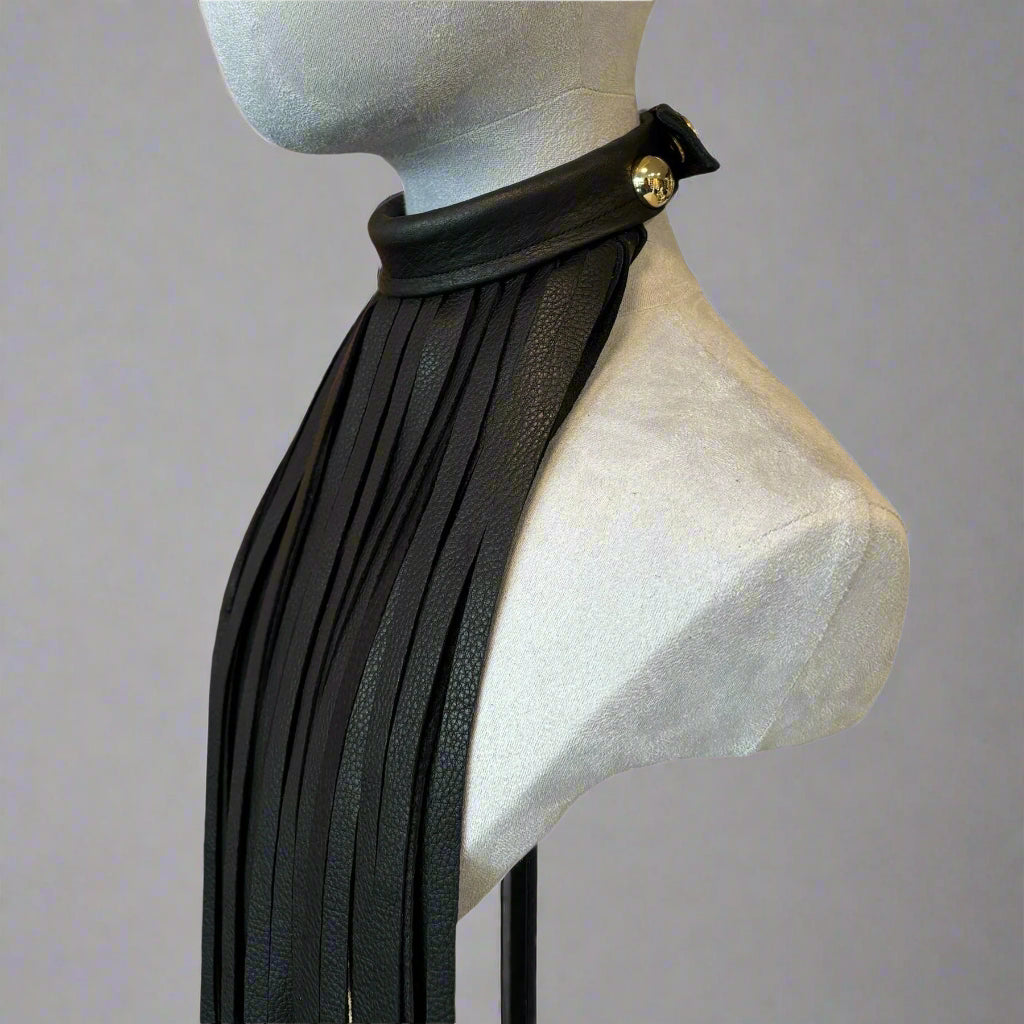 LEATHER NECKLACE