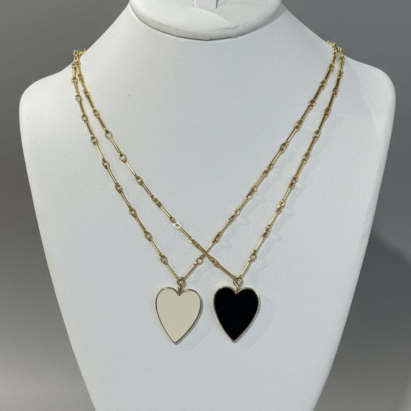 ENAMEL HEART PENDANT NECKLACE