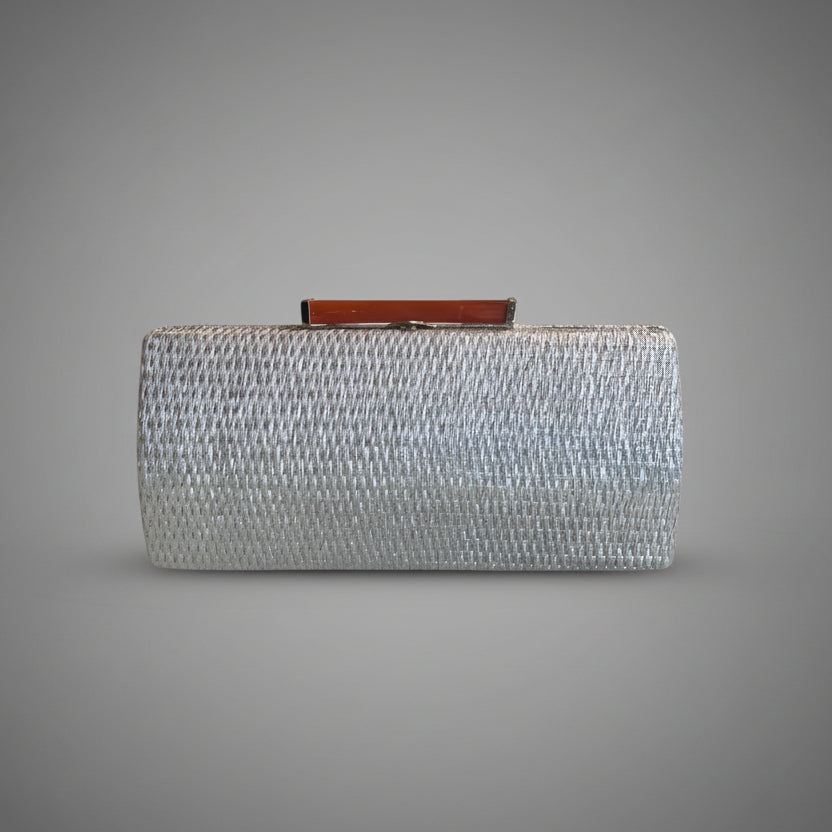 WOVEN SILVER STRAW BAG