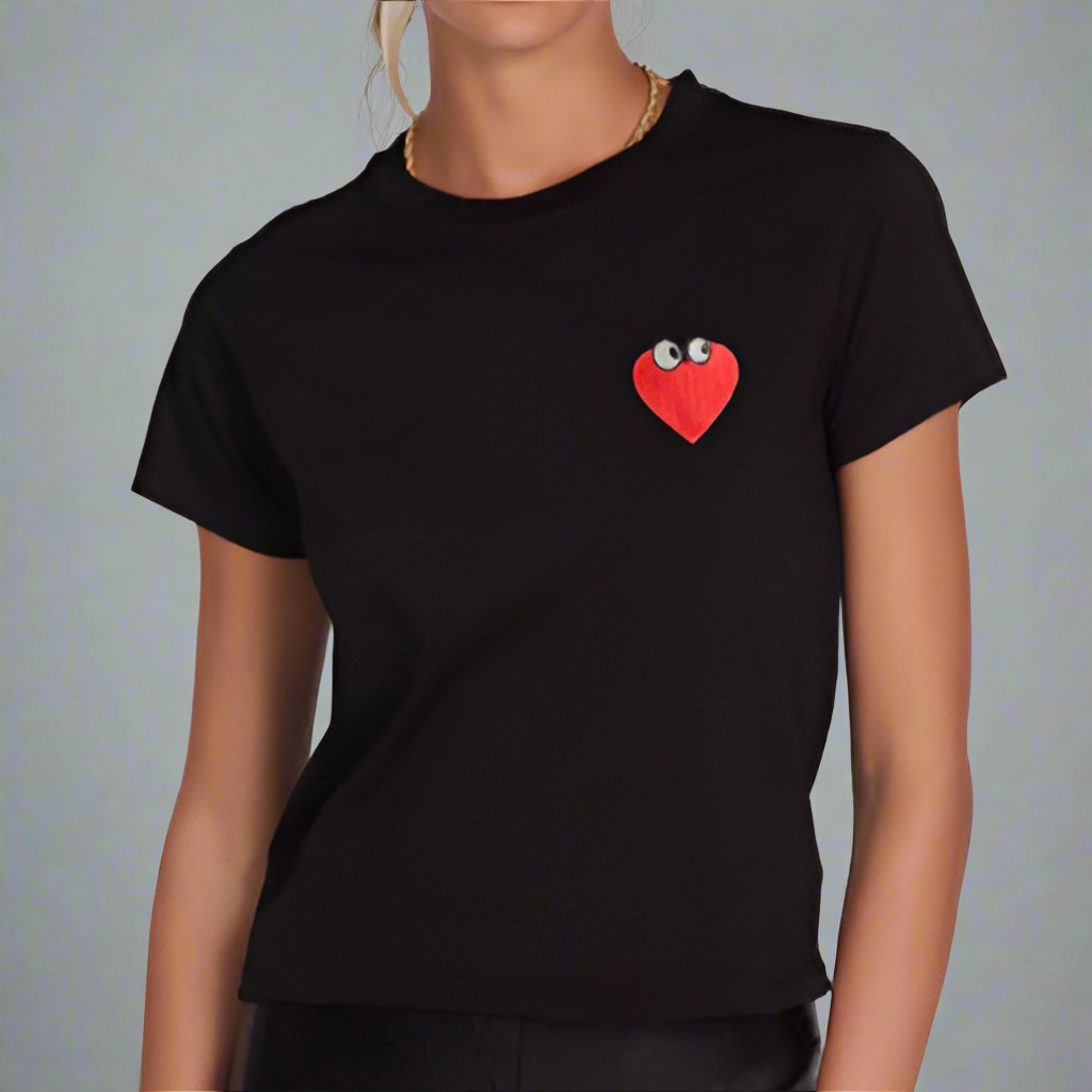 URSULA- HEART FACE PATCH SHIRT