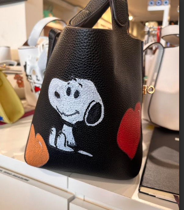 RAINBOW HEART SNOOPY BAG