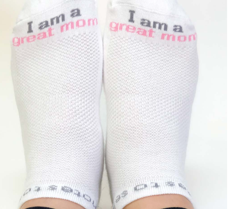 I AM A GREAT MOM WHITE SOCKS