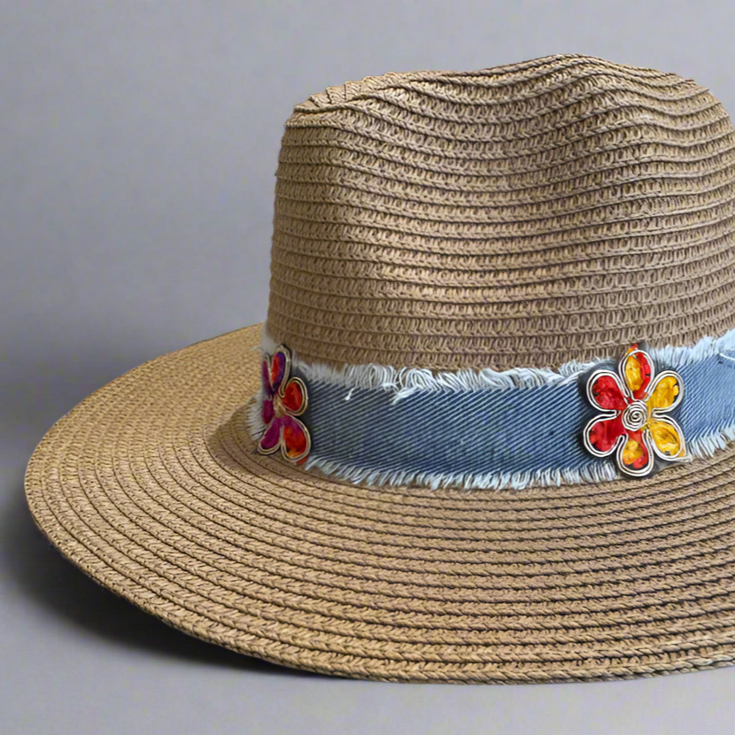 COWBOY/ FLOPPY STRAW HAT