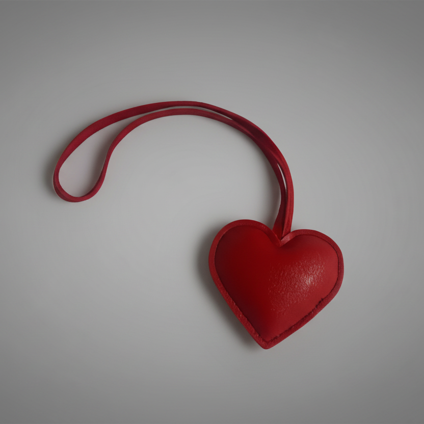 LEATHER HEART KEYCHAIN