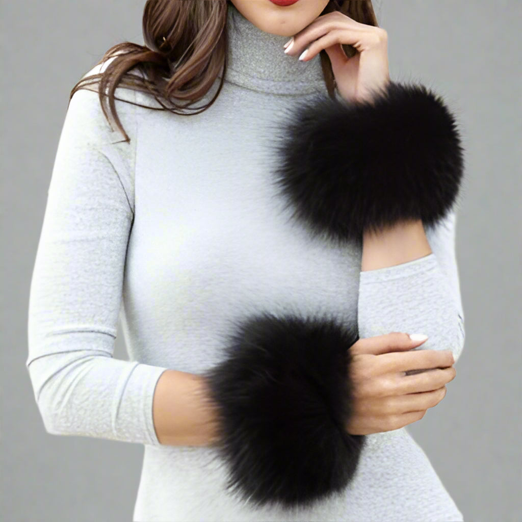 FOX FUR SNAP CUFFS