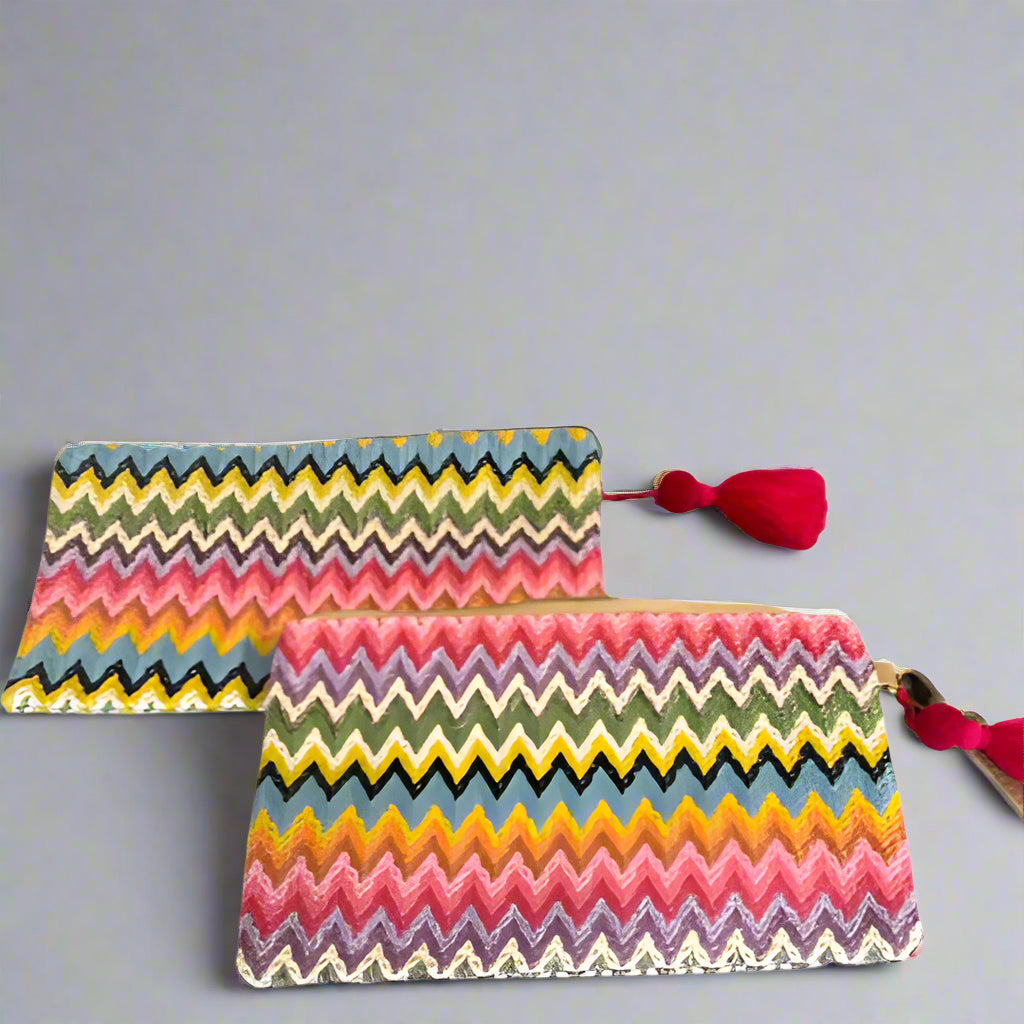 CHEVRON POUCH
