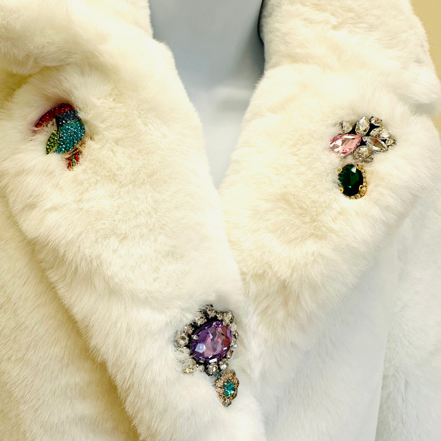 WHITE FAUX FUR TEDDY JACKET