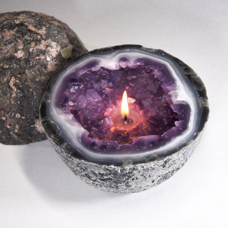 CRYSTAL GEODE AMETHYST QUARTZ CANDLE