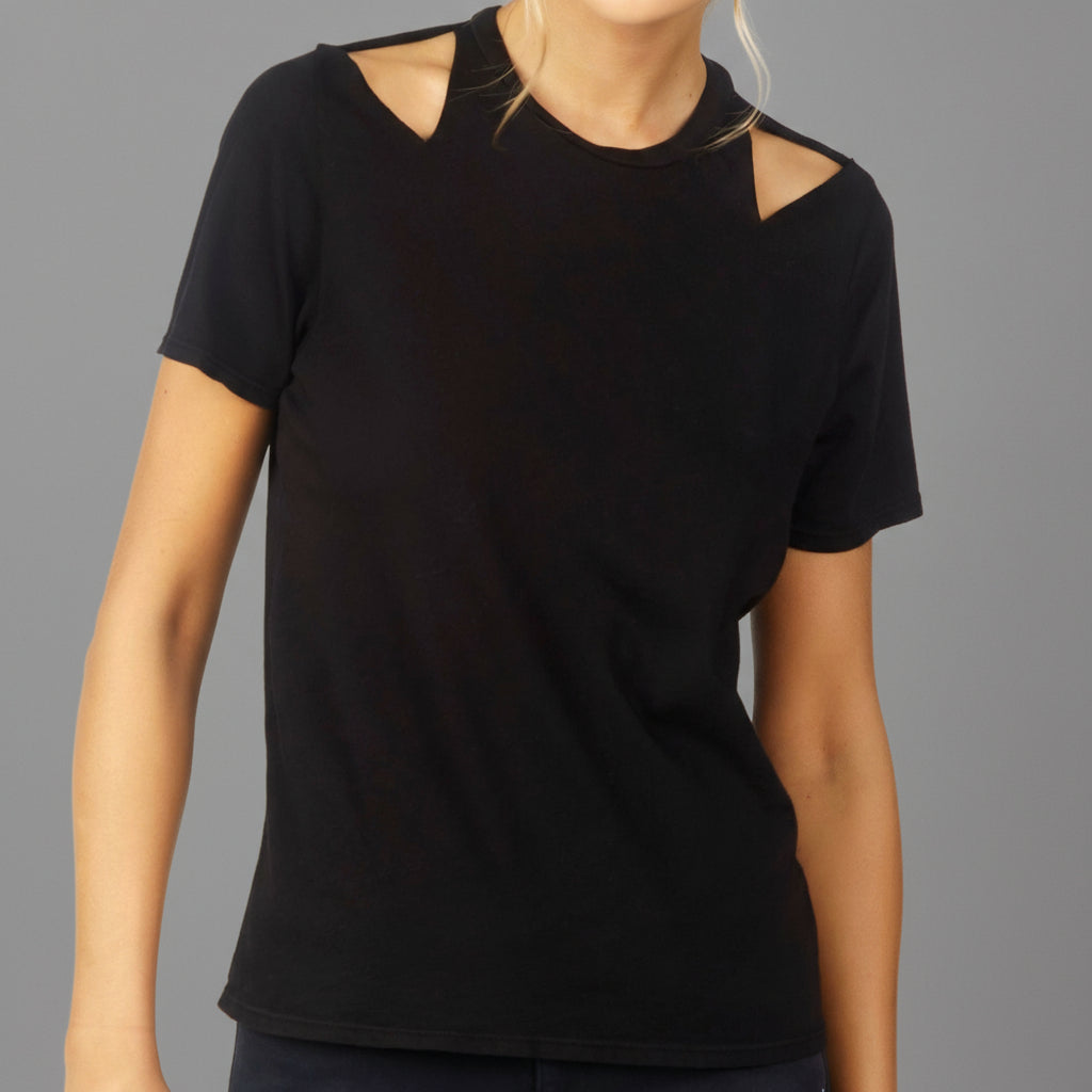 NELLE CUTOUT CREW NECK TEE