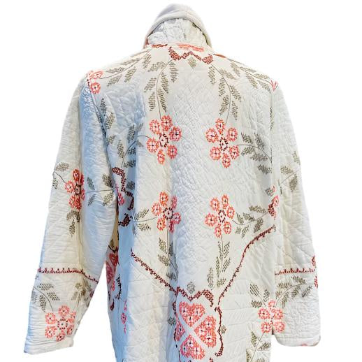 QUILT COAT WHITE WITH CROSS STITCH