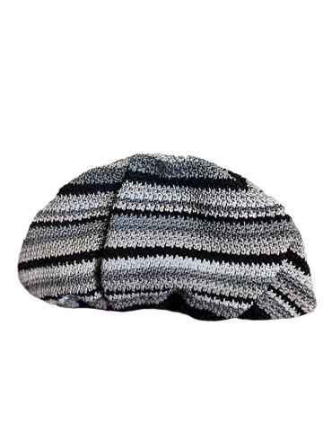 ASSORTED WOVEN CLUTCH