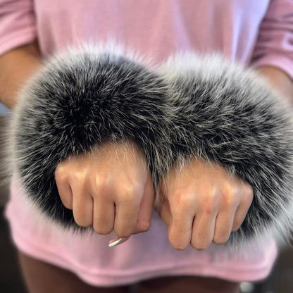 FROST FOX FUR SNAP CUFFS