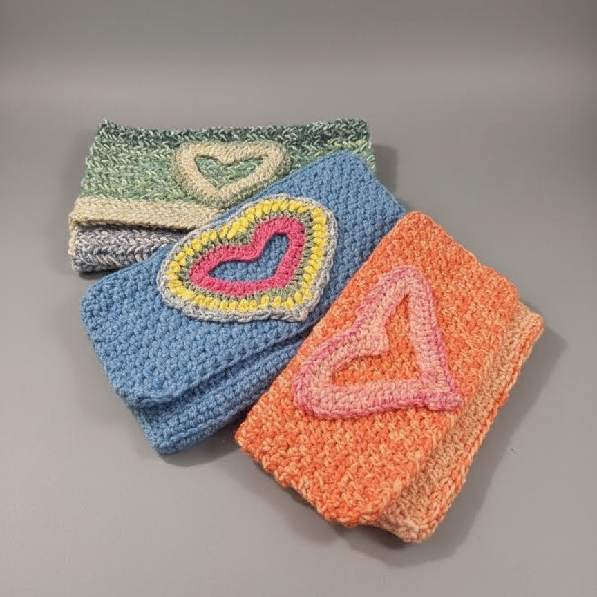 CROCHET HEART FLAP BAG