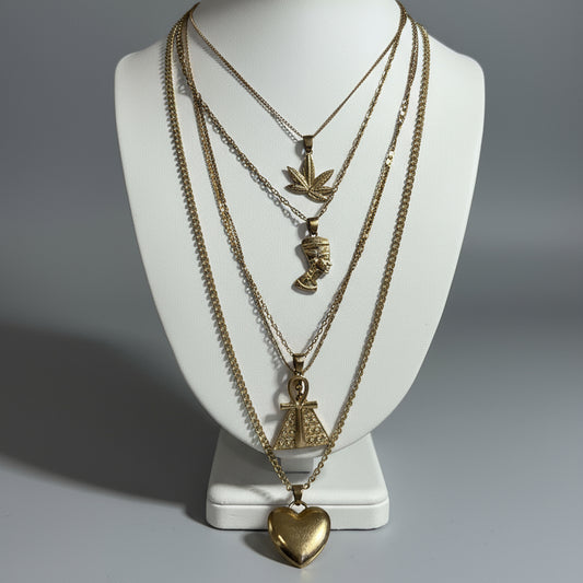 LAYERED GOLD NECKLACE WITH PENDANTS