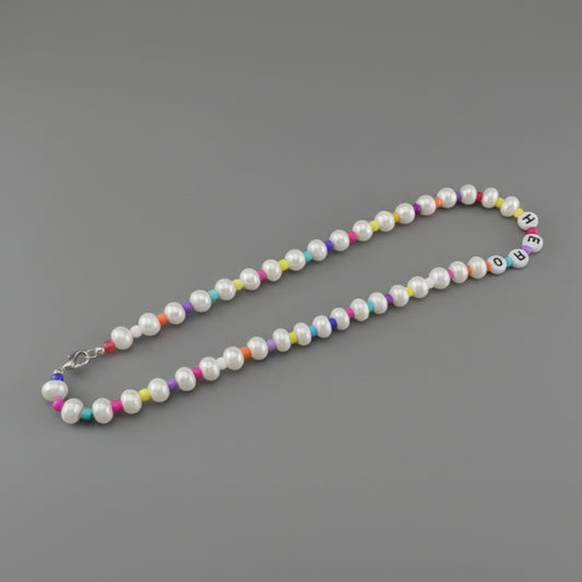 MULTICOLOR PEARL NECKLACE