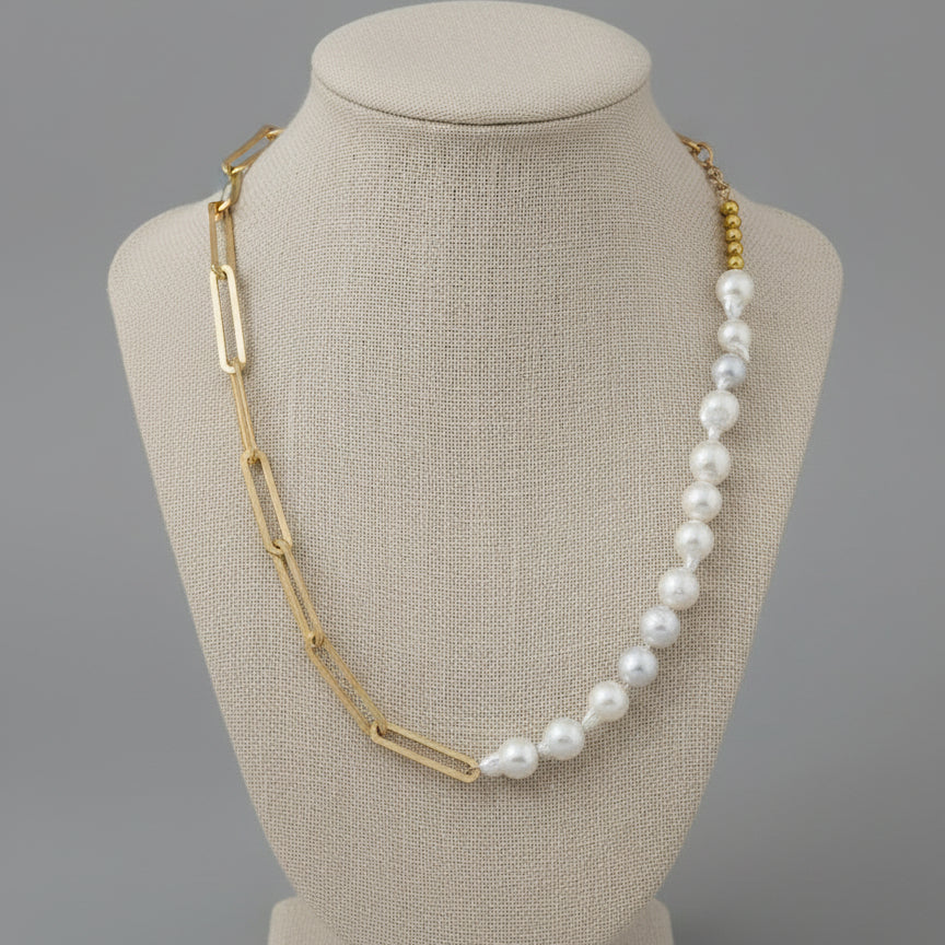 SQUARE LINK PEARL NECKLACE