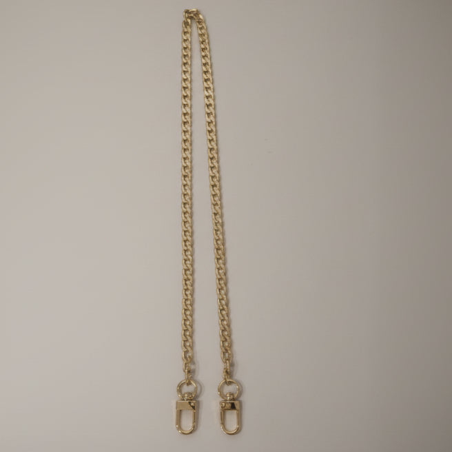 GLASS OR MASK CHAIN