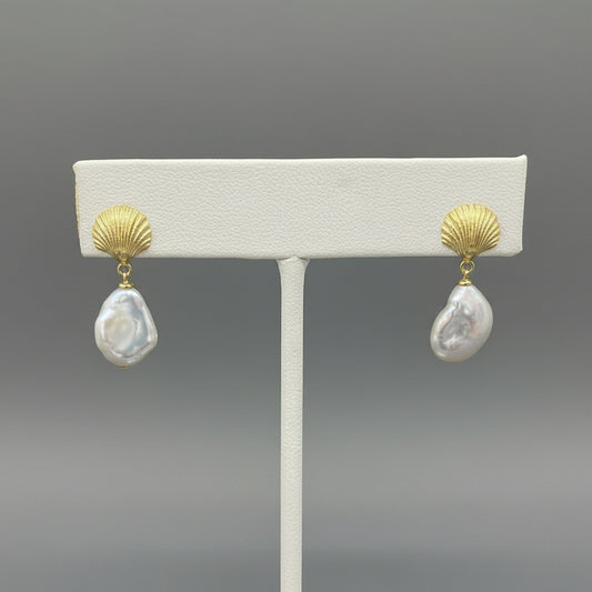 GF SHELL W/PEARL DROP EARRINGS