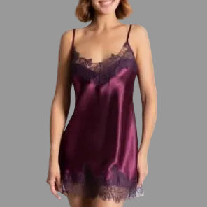 PLUM LACE CHEMISE