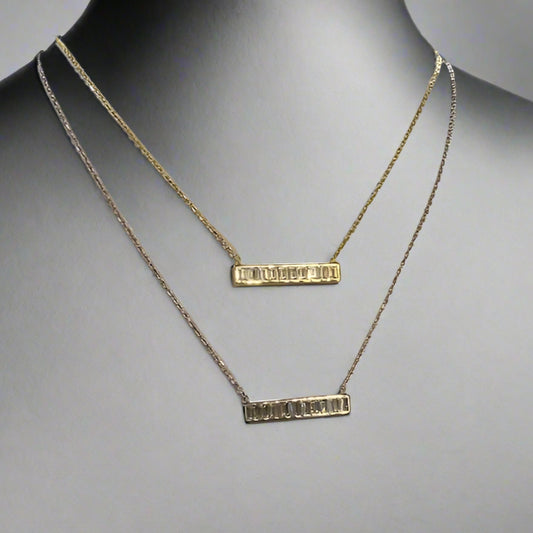BAR NECKLACE