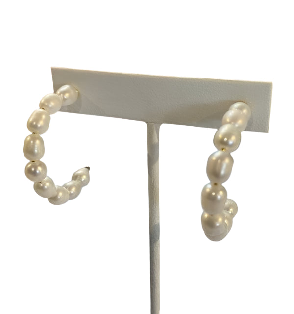 PEARL HOOPS