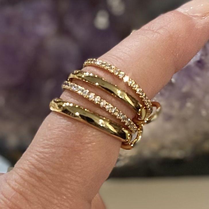 GOLD FILLED LINKED RINGS