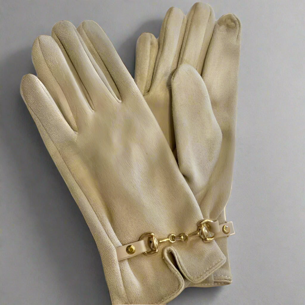 GLOVES WITH EMBELLISHMENT