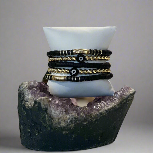 BLACK AND GOLD BRACELET