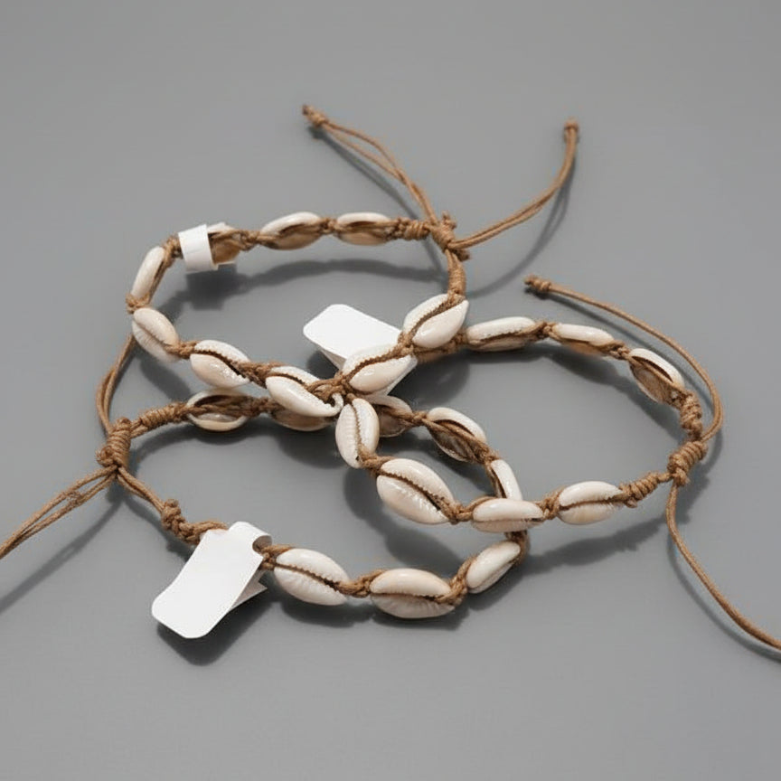 BROWN ADJUSTABLE SHELL BRACELET