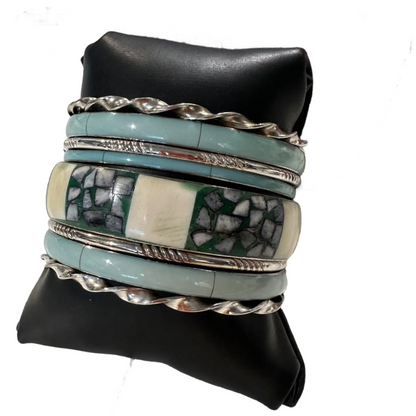 SILVER TONE SET OF 8 BANGLES