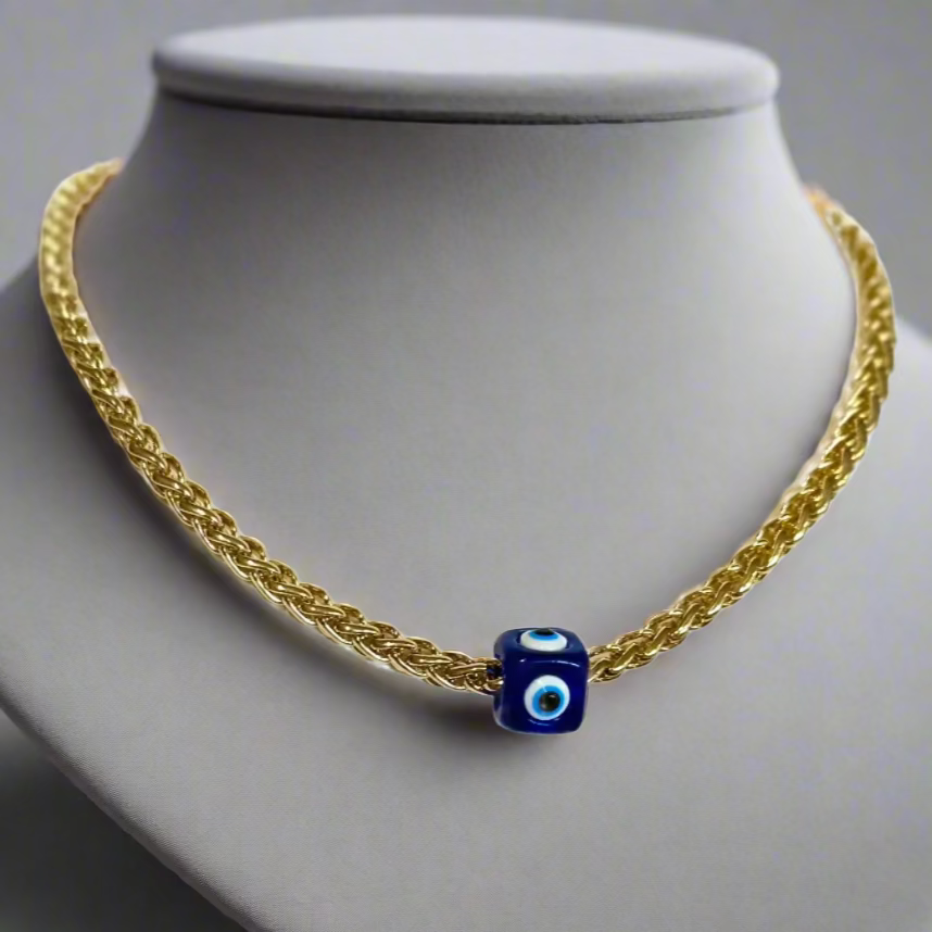 EVIL EYE BEAD ON BARREL CHAIN