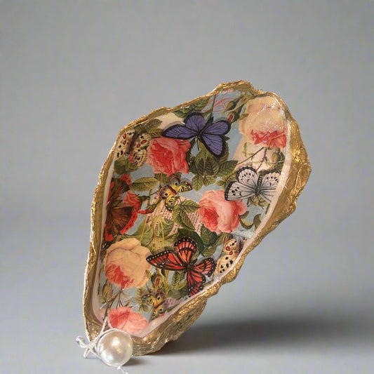OYSTER SHELL JEWELRY HOLDERS