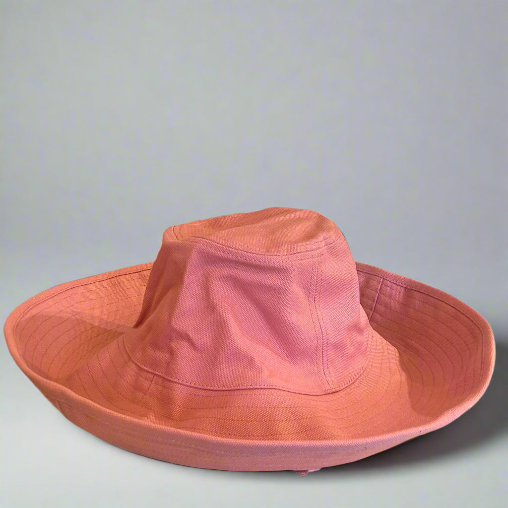 LIVVY CANVAS SUNHAT W/ STRAP